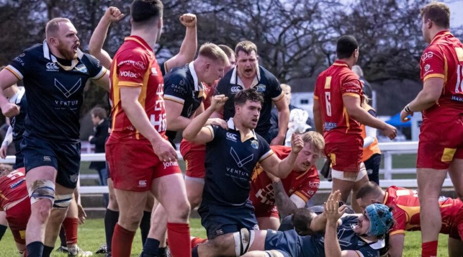 Ben Sugars scoring his try