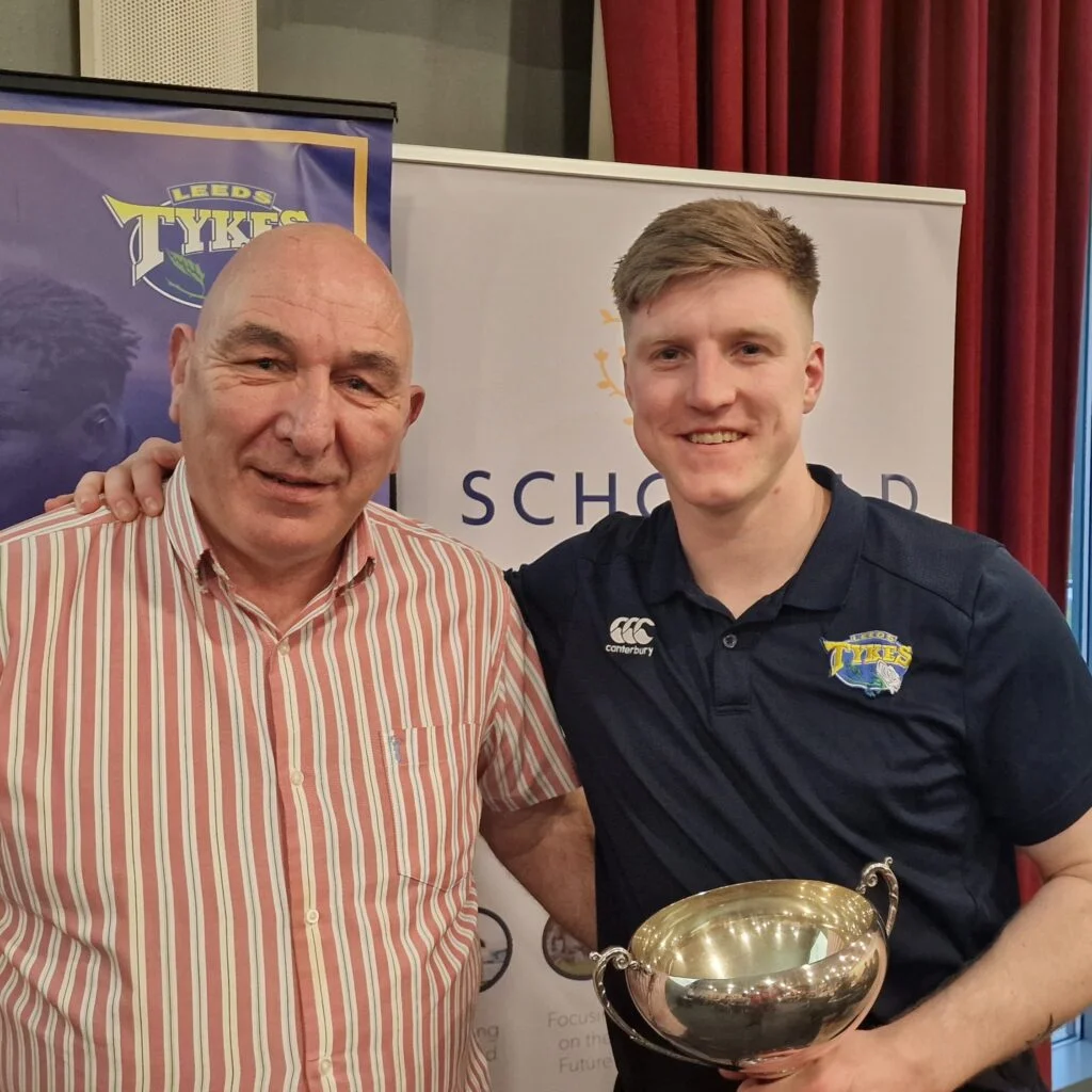 Supporter Andy Kennedy with 2022/23 Supporters' Player of the Season Kieran Davies