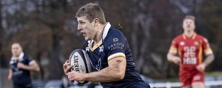Charlie Venables with ball in hand v Hull