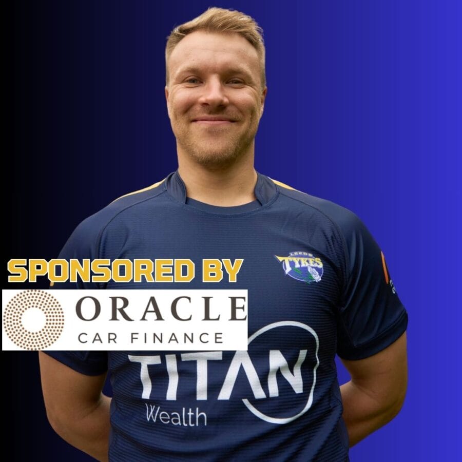 Tom Williams sponsored by Oracle Car Finance